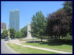 Toronto Bus Tour 188  - Queens Park Crescent